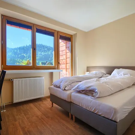 Πανσιόν & Restauracja Lustrzany Zakatek